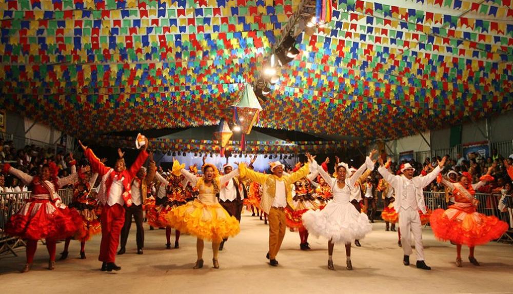 Da Europa ao Brasil: a internacionalização cultural das Festas Juninas 